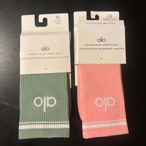 ALO Yoga Unisex Half-Crew Socks - Green and Pink